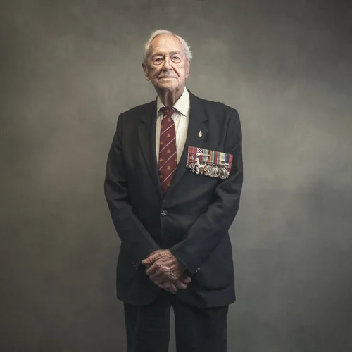 Portrait of John Bell MBE, Second World War veteran, by Glyn Dewis
