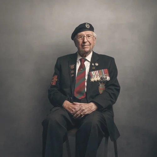 Portrait of Kenneth Turner, Second World War veteran, by Glyn Dewis