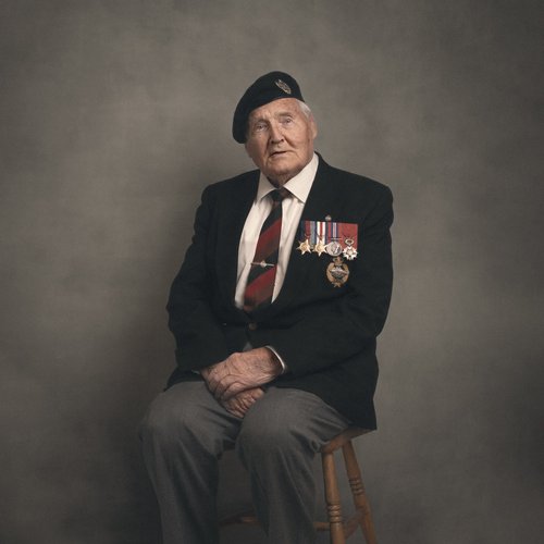 Portrait of Victor Jewell, Second World War veteran, by Glyn Dewis