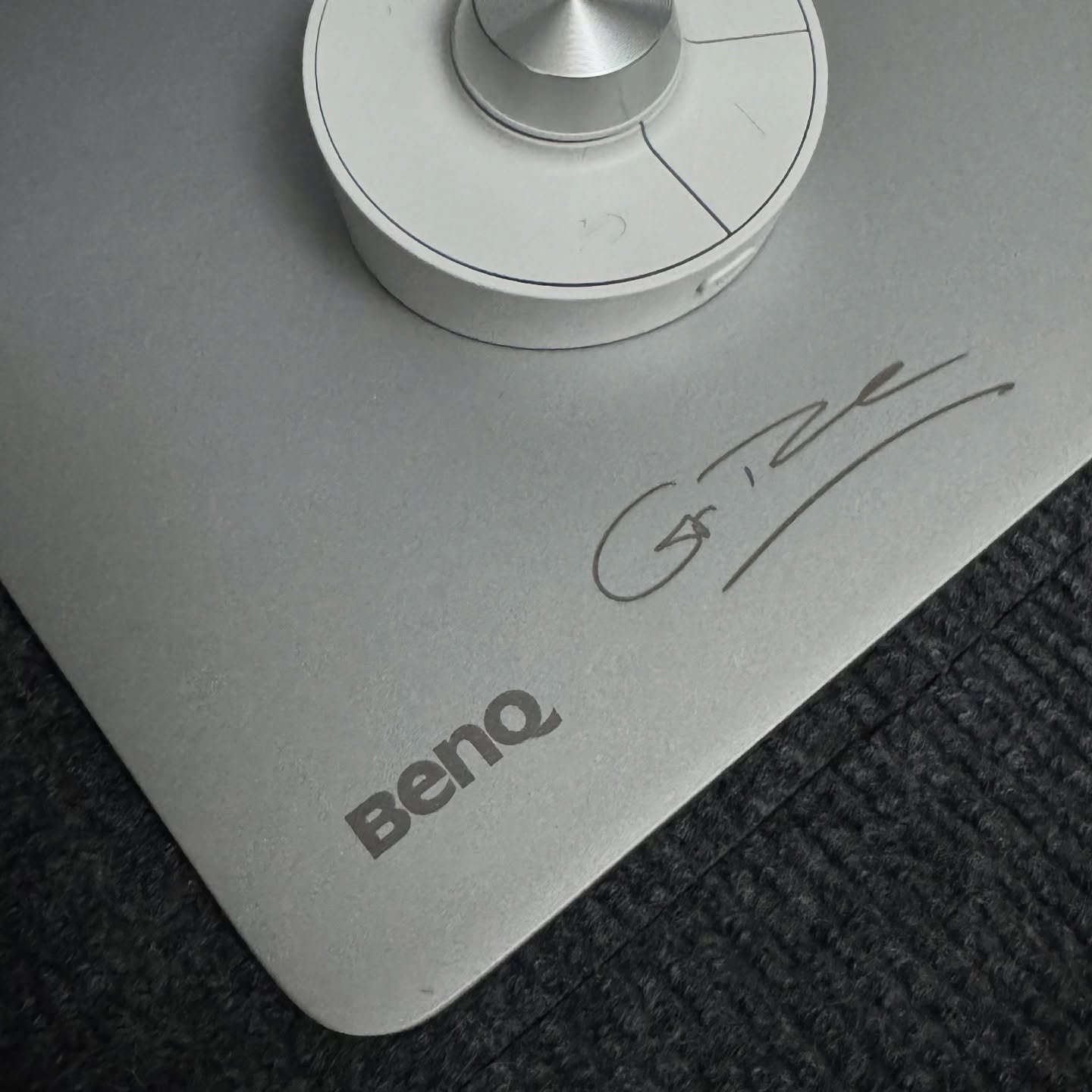 New monitor ( PD2730S ) today from BenQ and I&rsquo;m loving the personalisation they&rsquo;ve added to engraving my signature into the base plate 😃