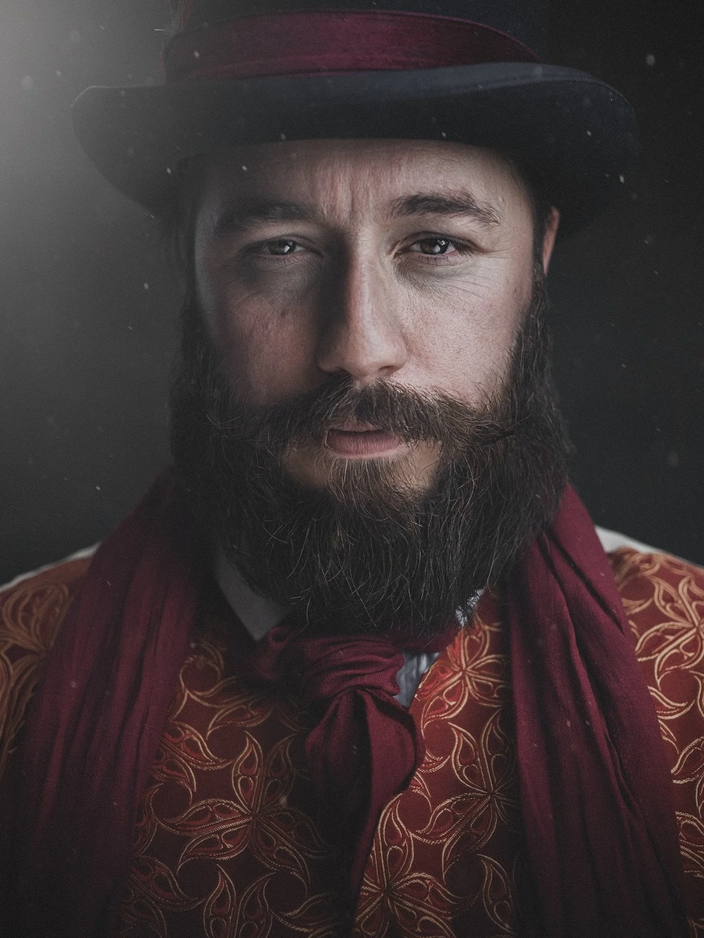 A day of relaxing and editing some images captured from working with @xander_wulf_62 at @thephotographyshow on the Capture, Edit, Print area of the @adobe stand. 

Fuji X-T5
Fuji 33mm f/1.4
Westcott L120B COB LED + Large Octa
Westcott L120B COB LED +