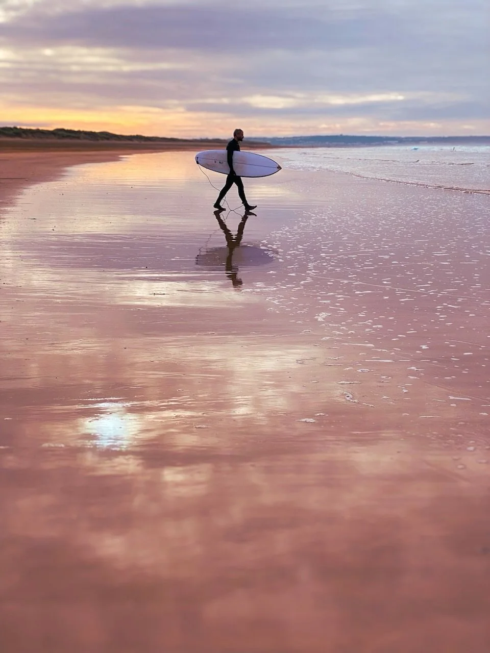 With the weather improving and summer on its way, I&rsquo;m so looking forward to capturing some more &ldquo;Morning Surfers&rdquo; images on Saunton Sands Beach 📷