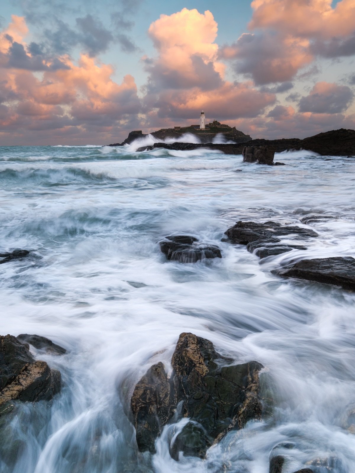 HDR Test for the KelbyOne Lightroom Conference. 
1st image is SDR ( Standard Dynamic Range )
2nd image is HDR ( High Dynamic Range )

Edited in Lightroom Desktop
Godrevy Lighthouse, Cornwall