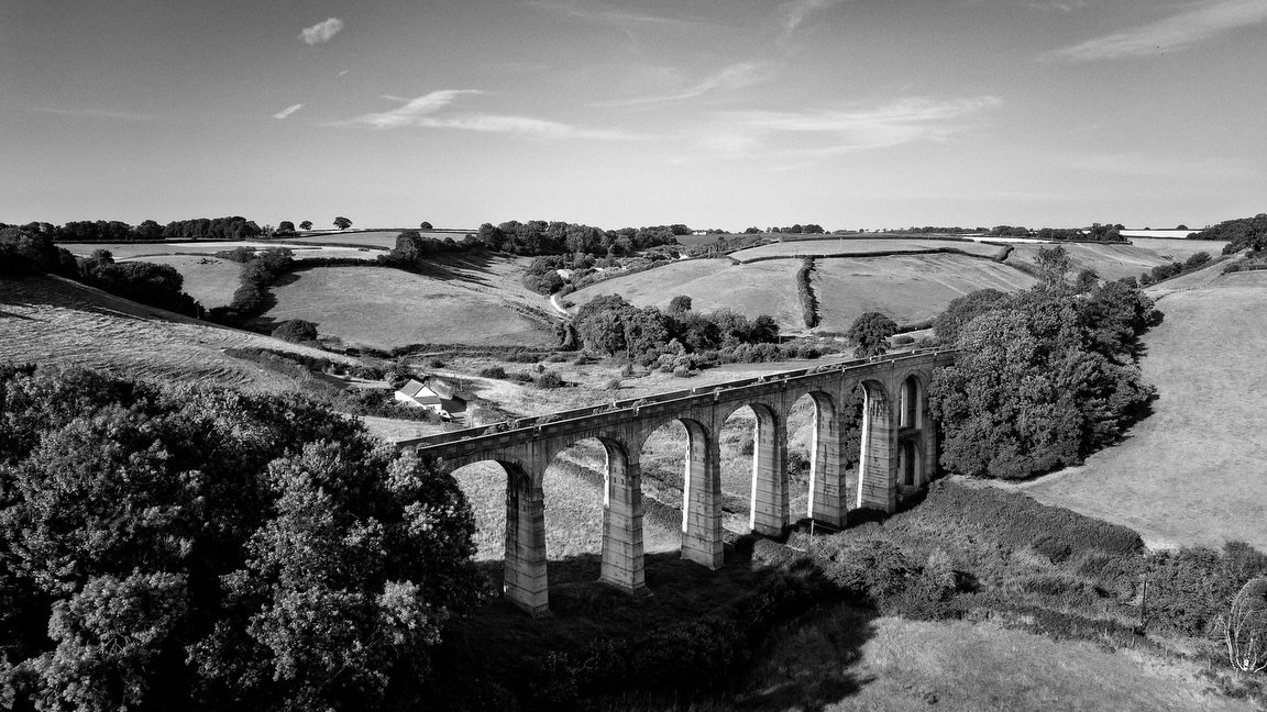 Headed out early this morning to catch up with me ole mate @stevehealy5 , but this time to photograph a lesser-known and photographed area of Lyme Regis ... Cannington Viaduct.

Being in the middle of a heat-wave here in the UK, with bright sunshine 