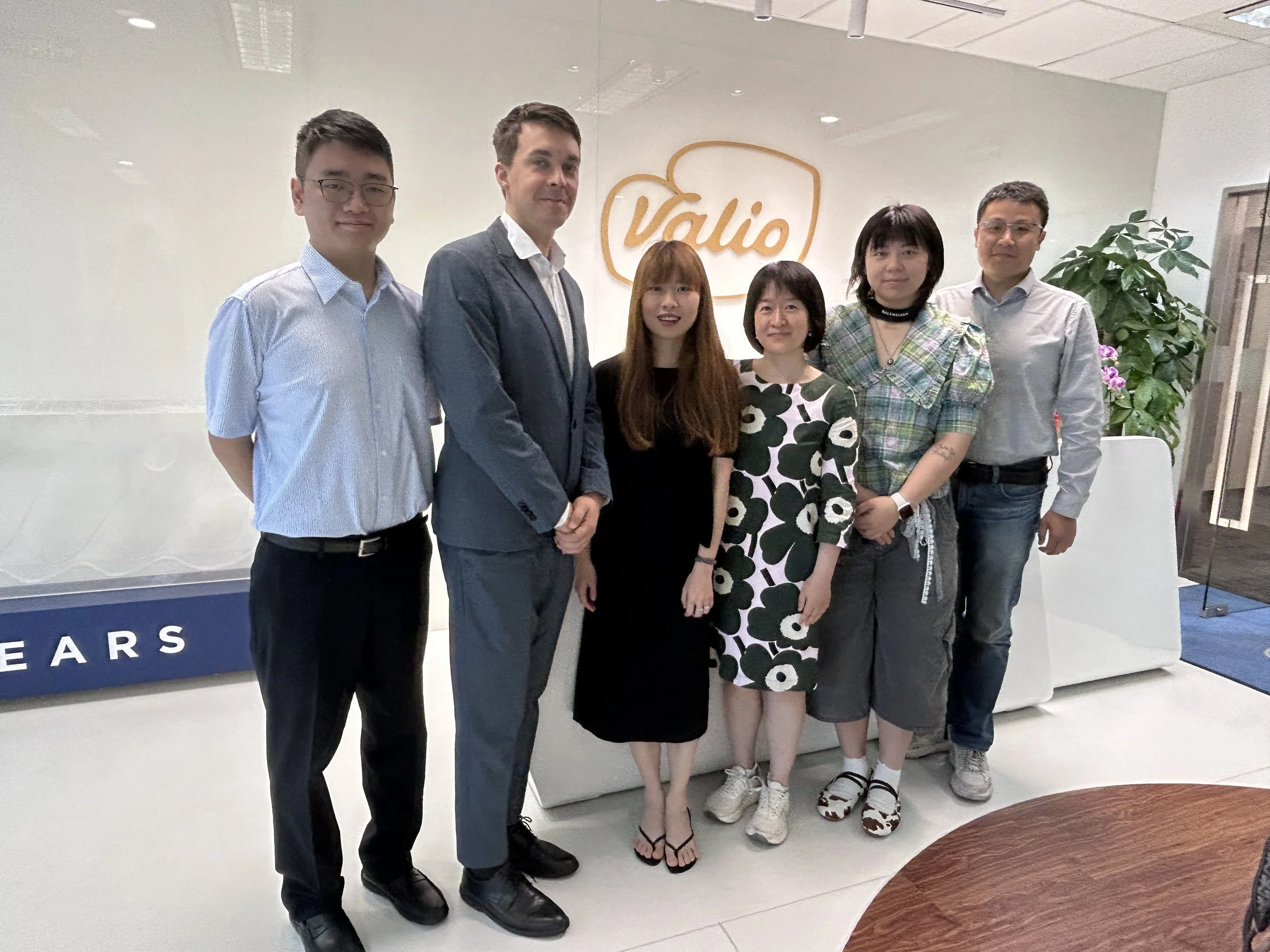Cracking the Chinese Market: Why Finnish Companies Need KOLs and Country Branding