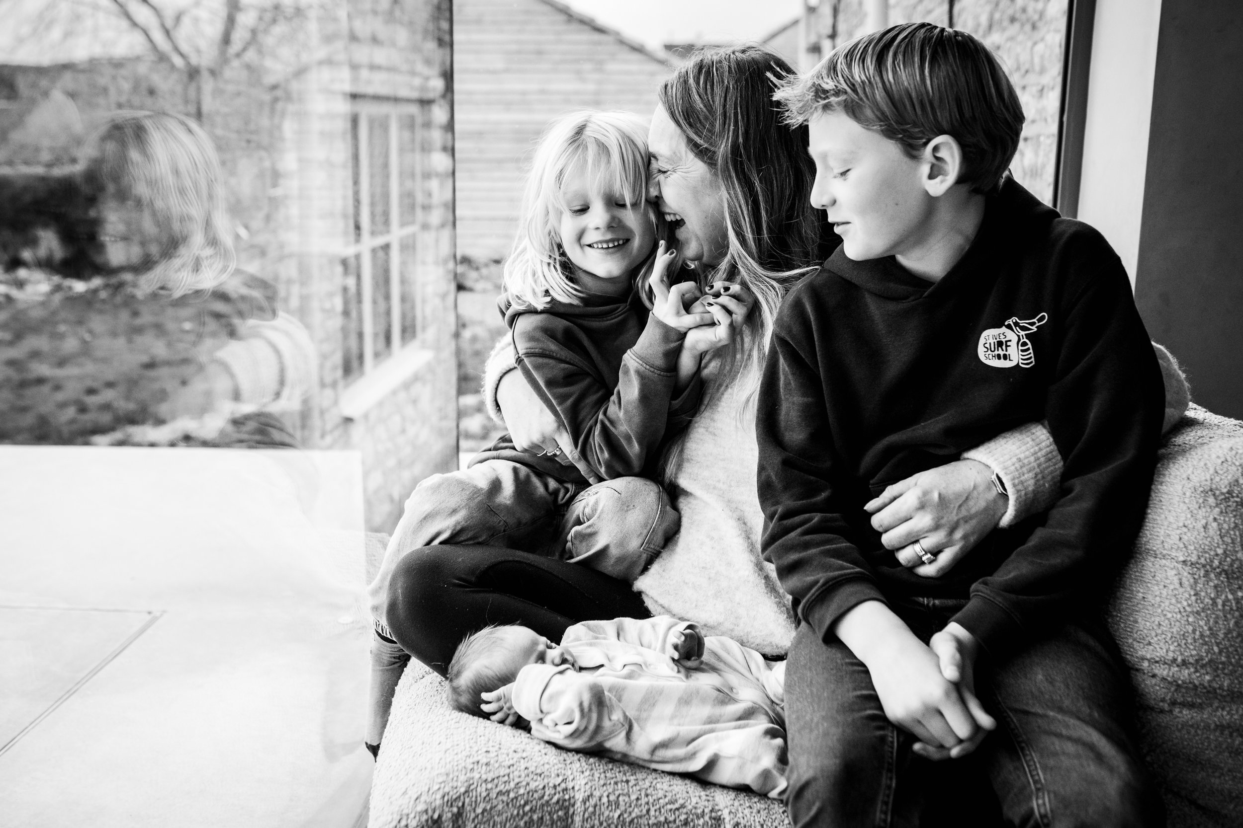 unposed-family-photographer-bristol.jpg
