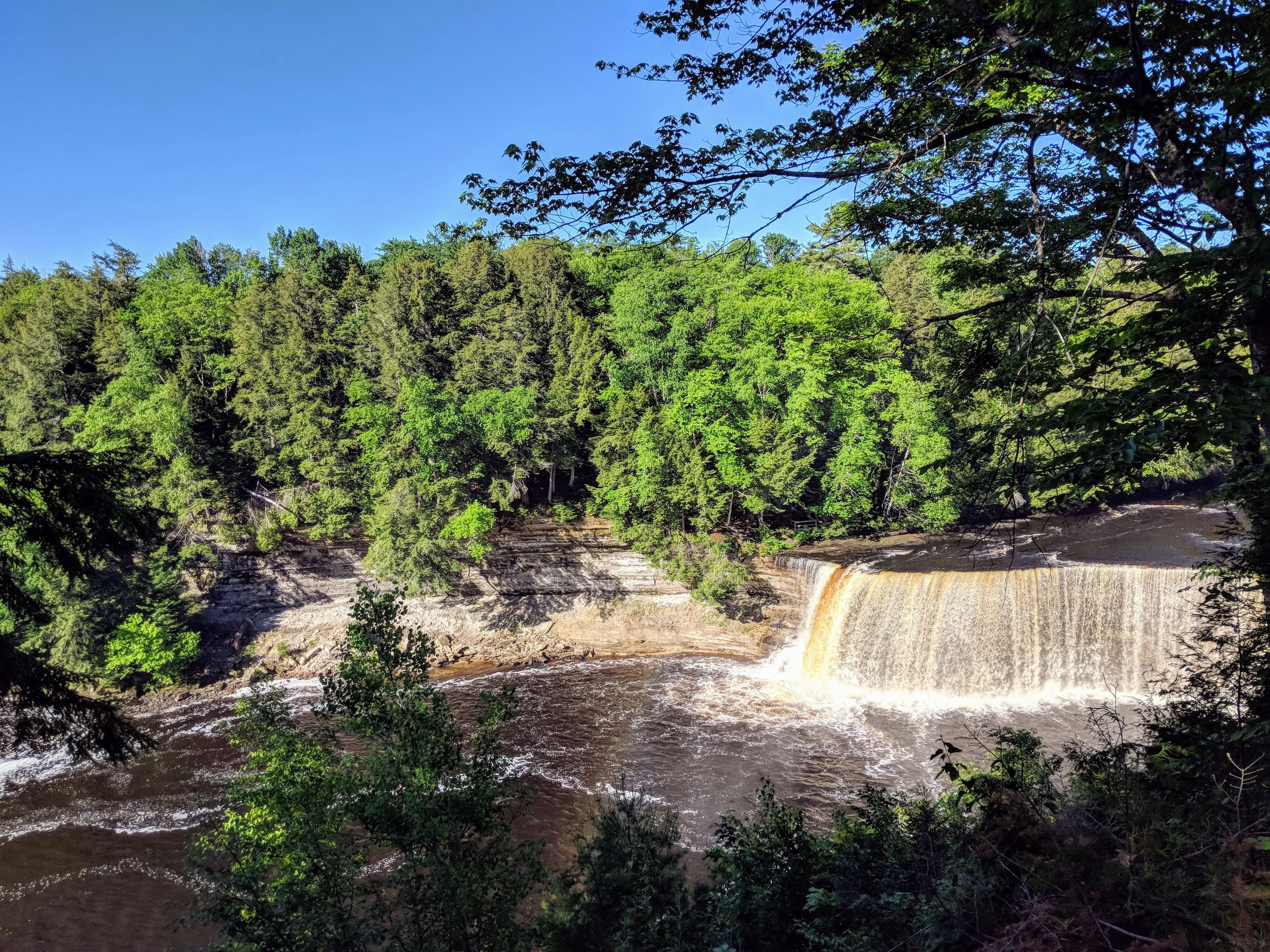 View from the paved path to the viewing deck