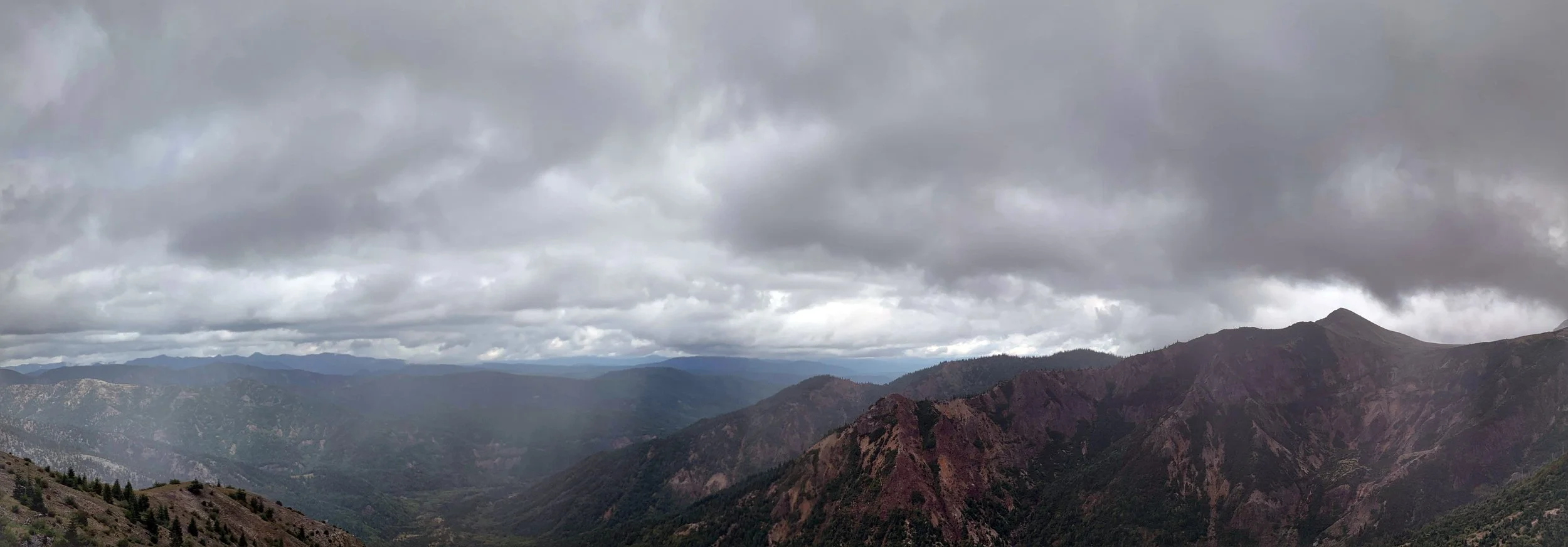 A glorious hike at Mount Saint Helens Volcanic National Monument