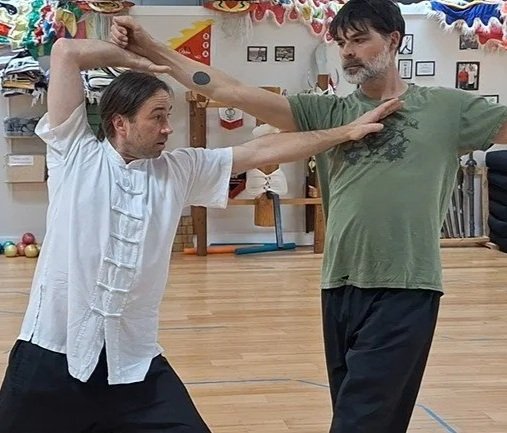 Shifu Aaron Dison teaching internal martial arts foundations at Dragon Phoenix