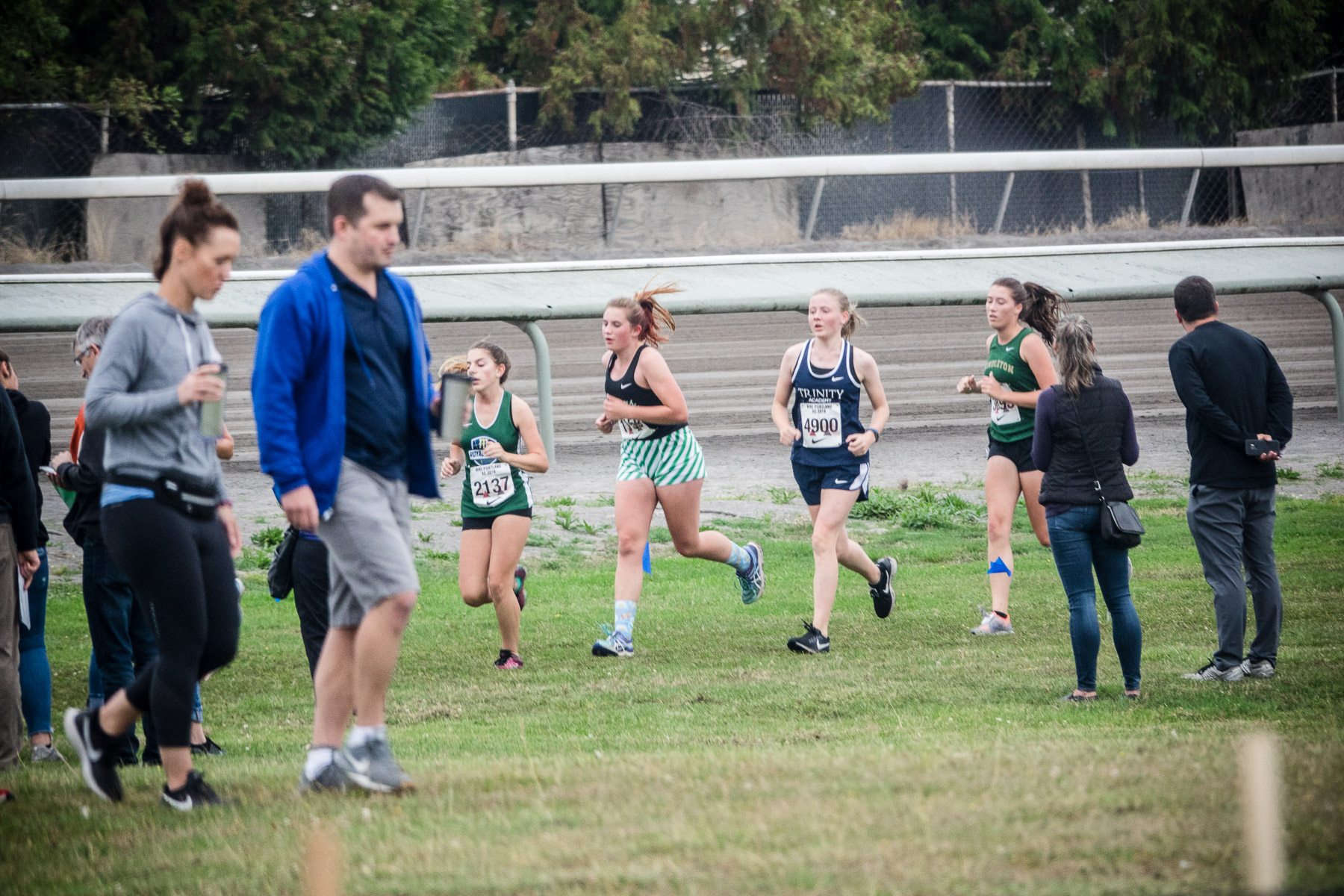 09-nikexc-4.jpg