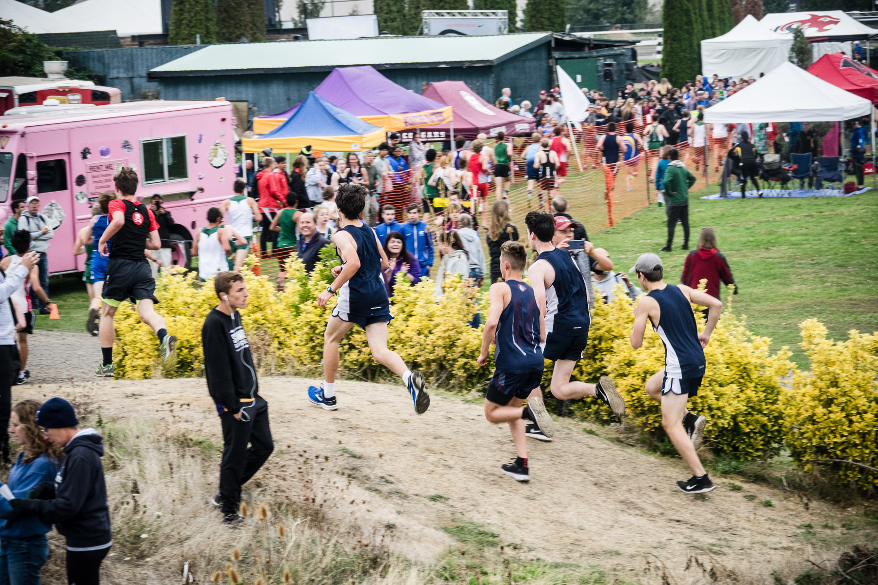 09-nikexc-17.jpg