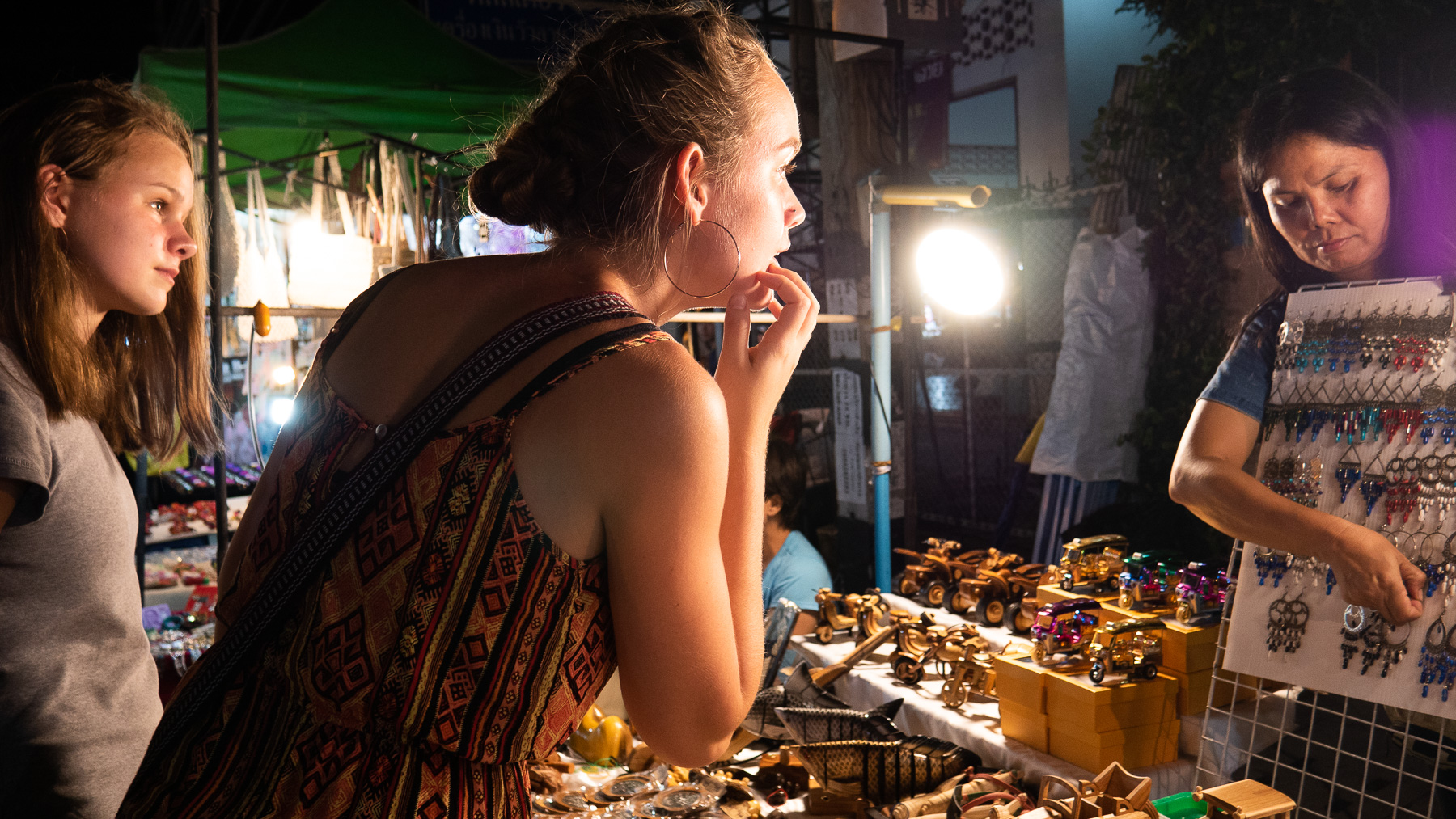 08-nightmarket-9.jpg