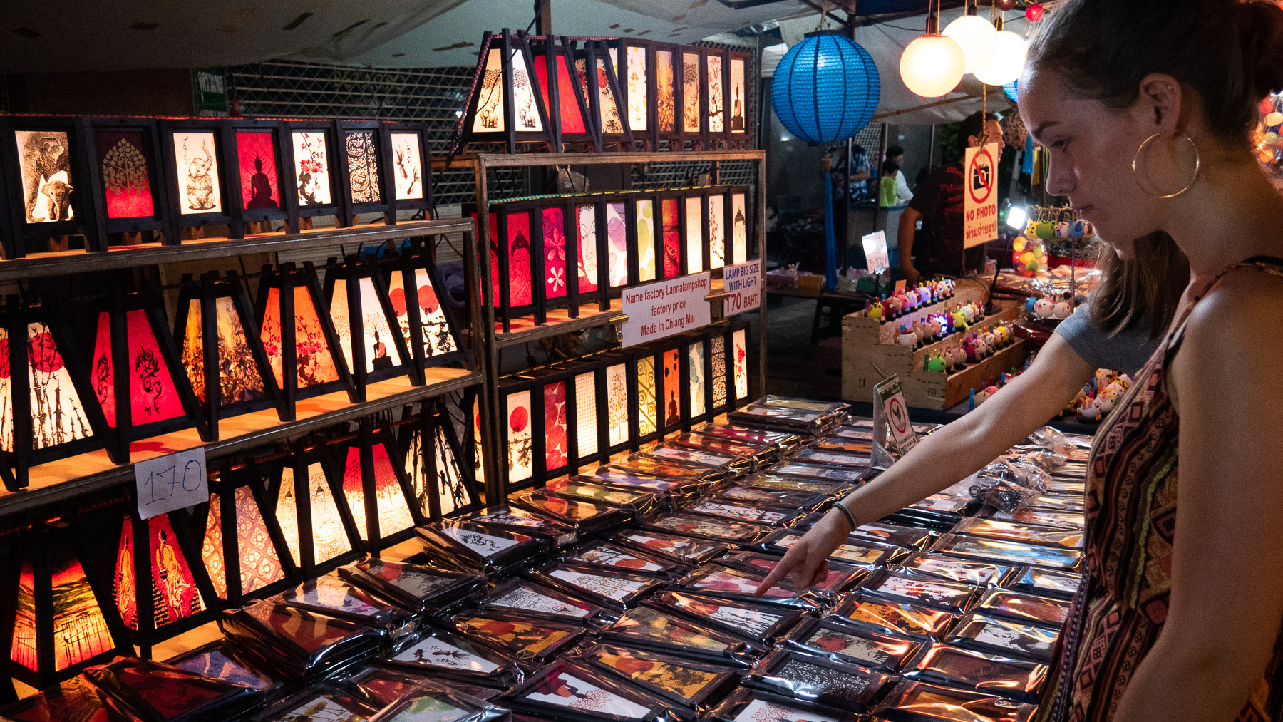 08-nightmarket-23.jpg