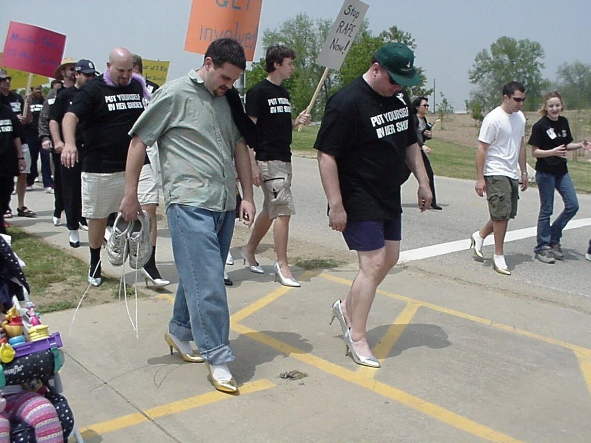 4/28/01 Sherman Oaks, CA, USA