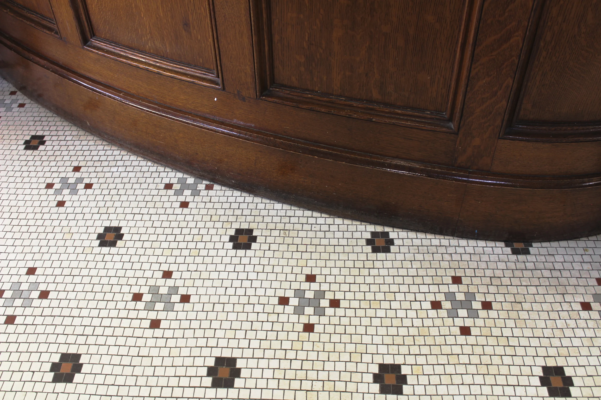 tilesanddesk.jpg