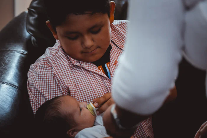 newborn-family-christmas-photo-session-59.jpg