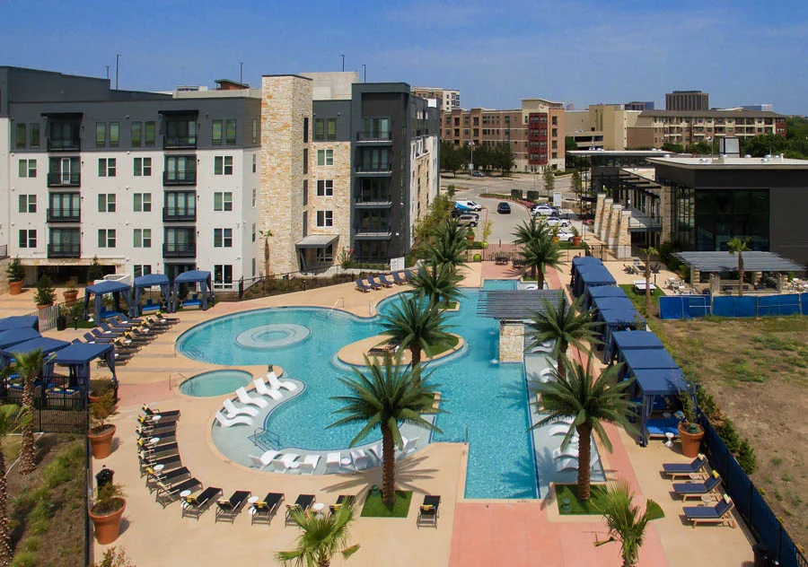 Pool-1.jpg