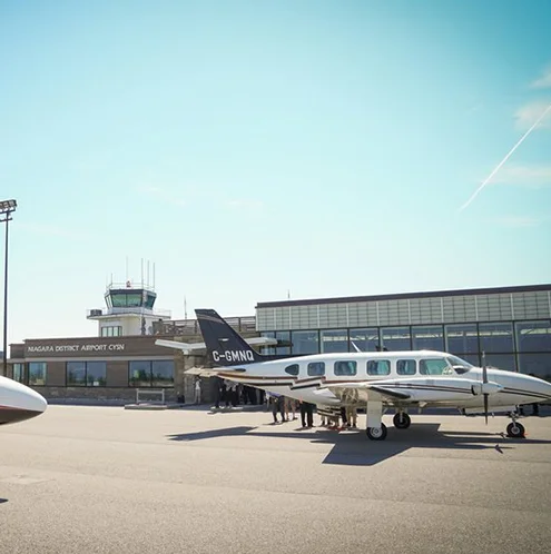 Niagara District Airport (YCM)