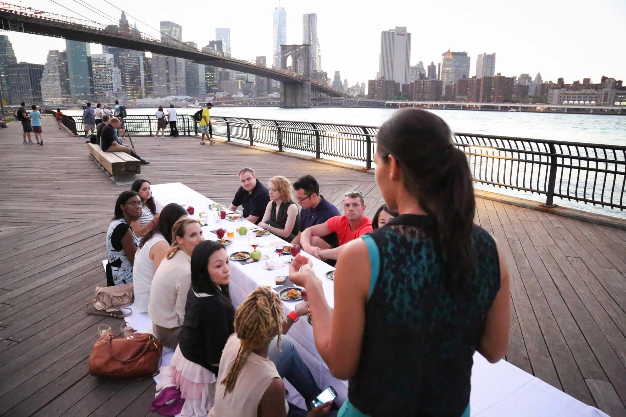 Chef Shuchi sharing her #eatKomeeda experience with the Kommunity at Dinner Under the Bridges.