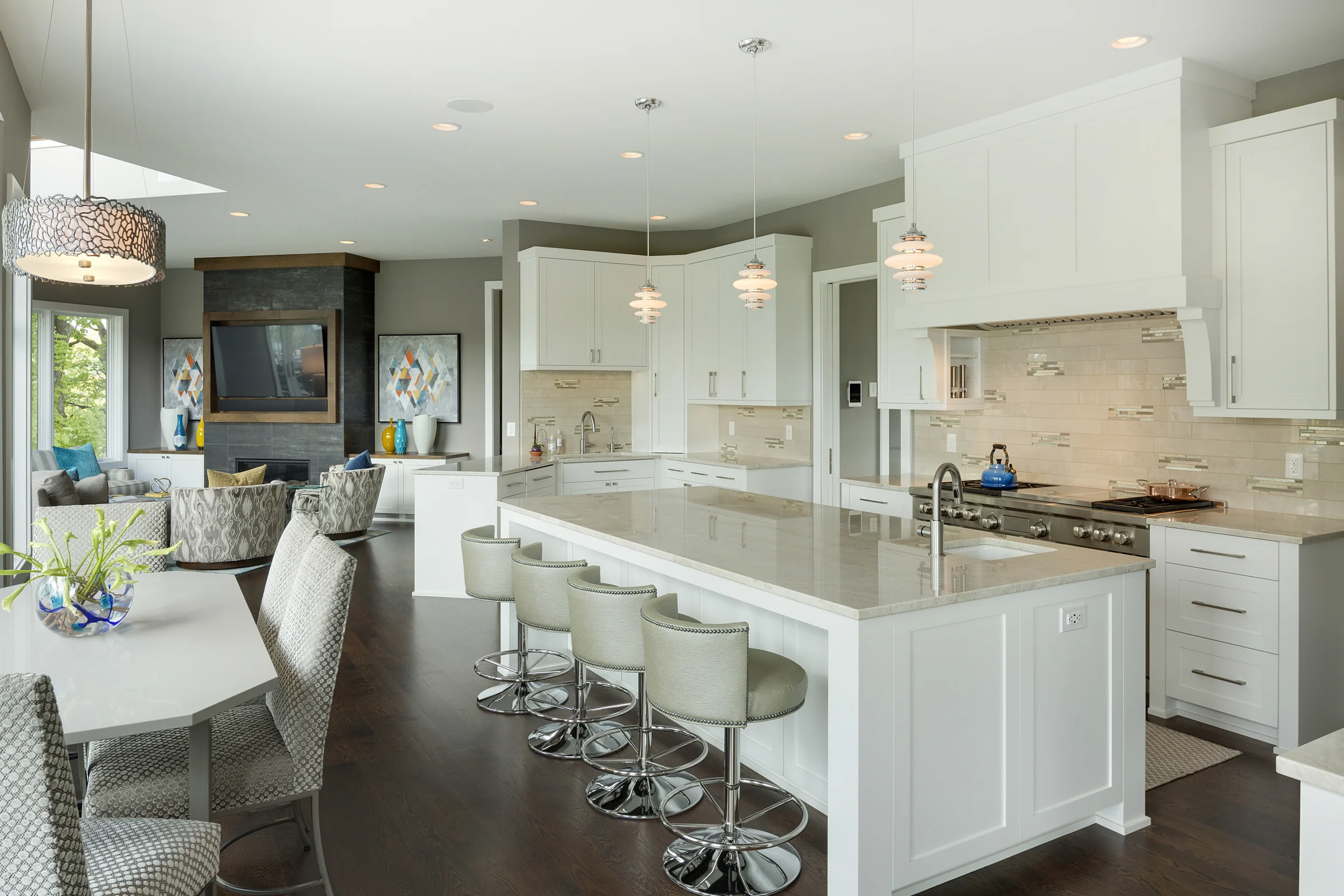437 Ferndale_019.jpg