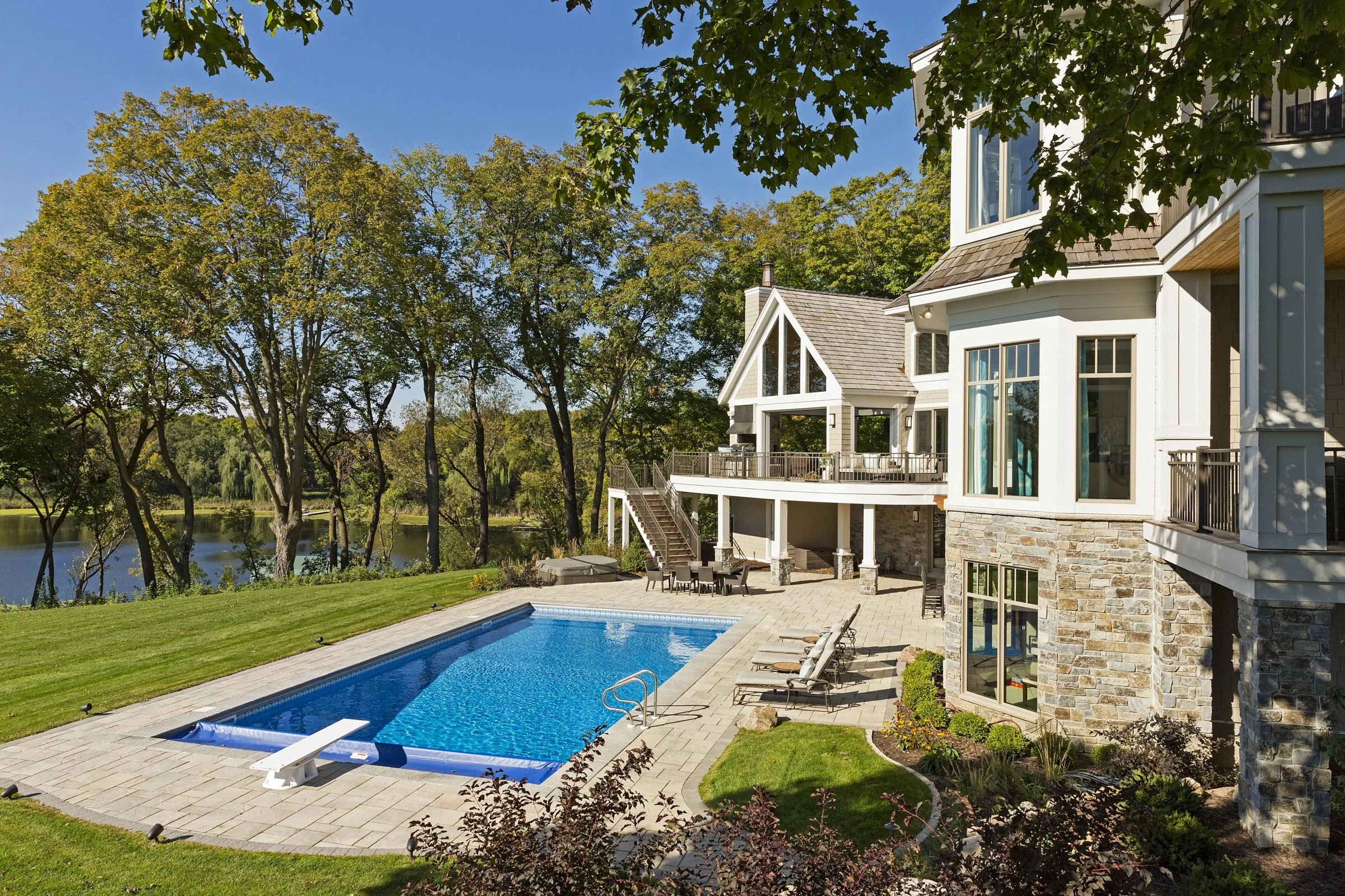 437 Ferndale_077.jpg