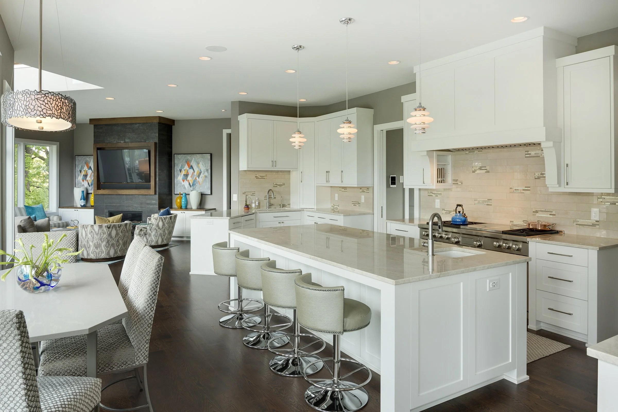 437 Ferndale_019.jpg