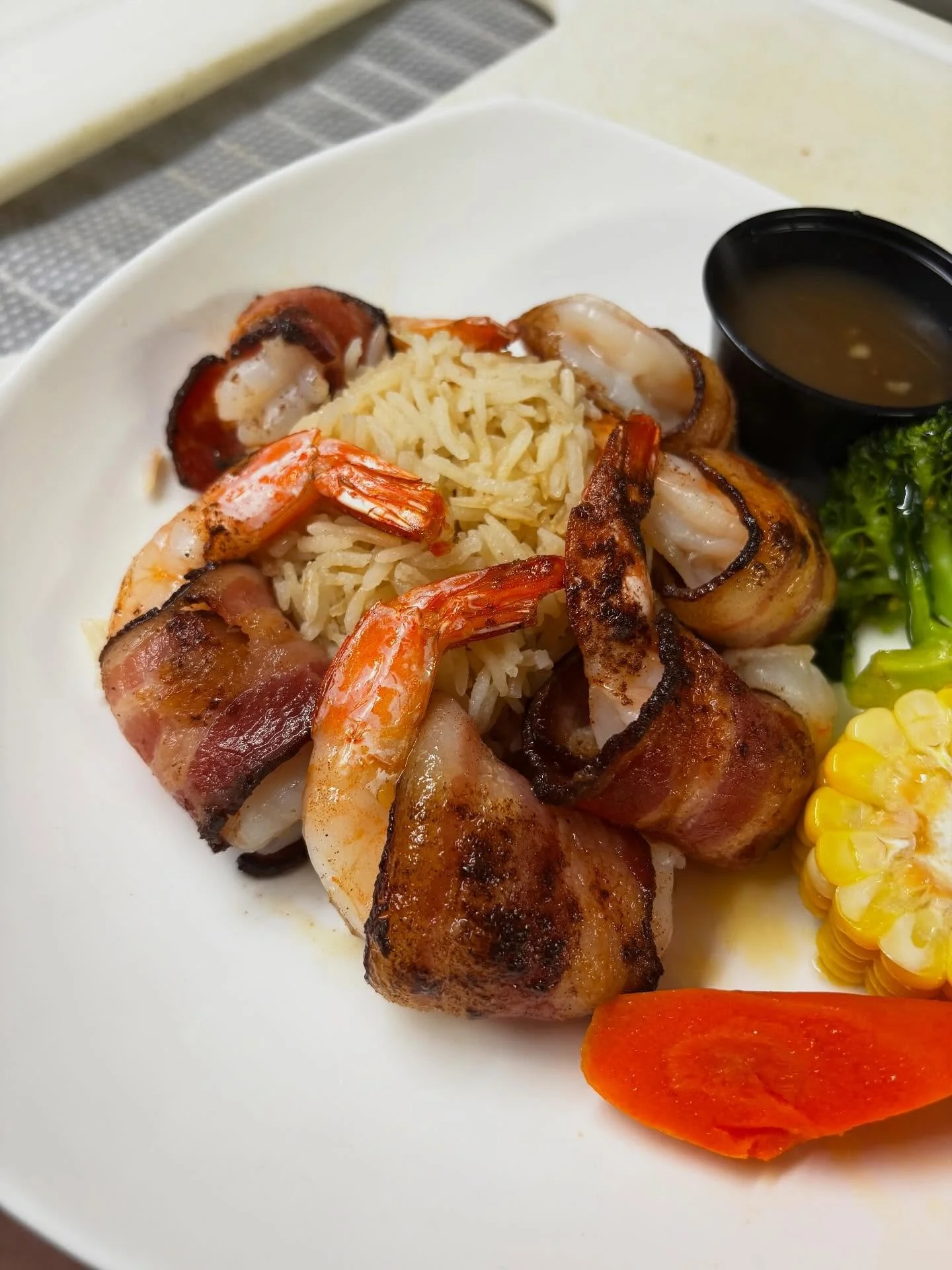 Fall harvest Shrimp | Pumpkin Spice Seasoned Bacon Wrapped Shrimp | Apple Cider Glaze. #tiffanystapandgrill