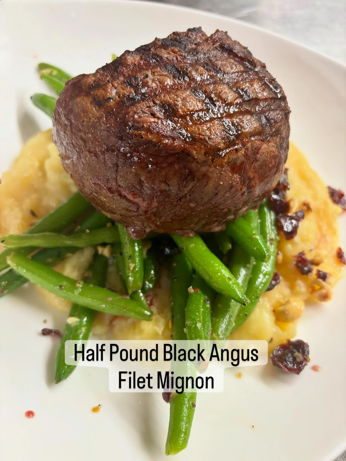 Half Pound Black Angus Filet Mignon | Old Tavern Farms Green Beans | Brown Butter | Sun-dried Cranberries | Hazelnuts | Brown Butter | Roasted Leek Mashers. #tiffanystapandgrill @oldtavernfarmva
