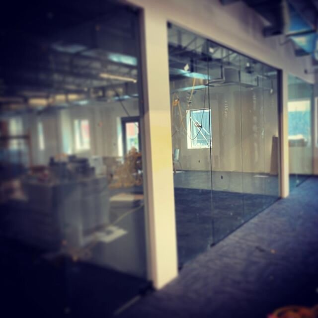 Glass in. .
.
.
.
.
.
#projectmanagement #contractor #commercialconstruction #officespace #residentialconstruction #torontobuilds #customdesign #flooring #glass #paint #carpentry #electrical #lighting #glassoffice #custom #millwork #customoffice #cus
