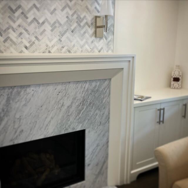 Update on that earlier fireplace post. .
.
.
.
.
.
#projectmanagement #constructionmanagement #residentialconstruction #commercialconstruction #designbuild #custombuilt #fireplace #marble #stone