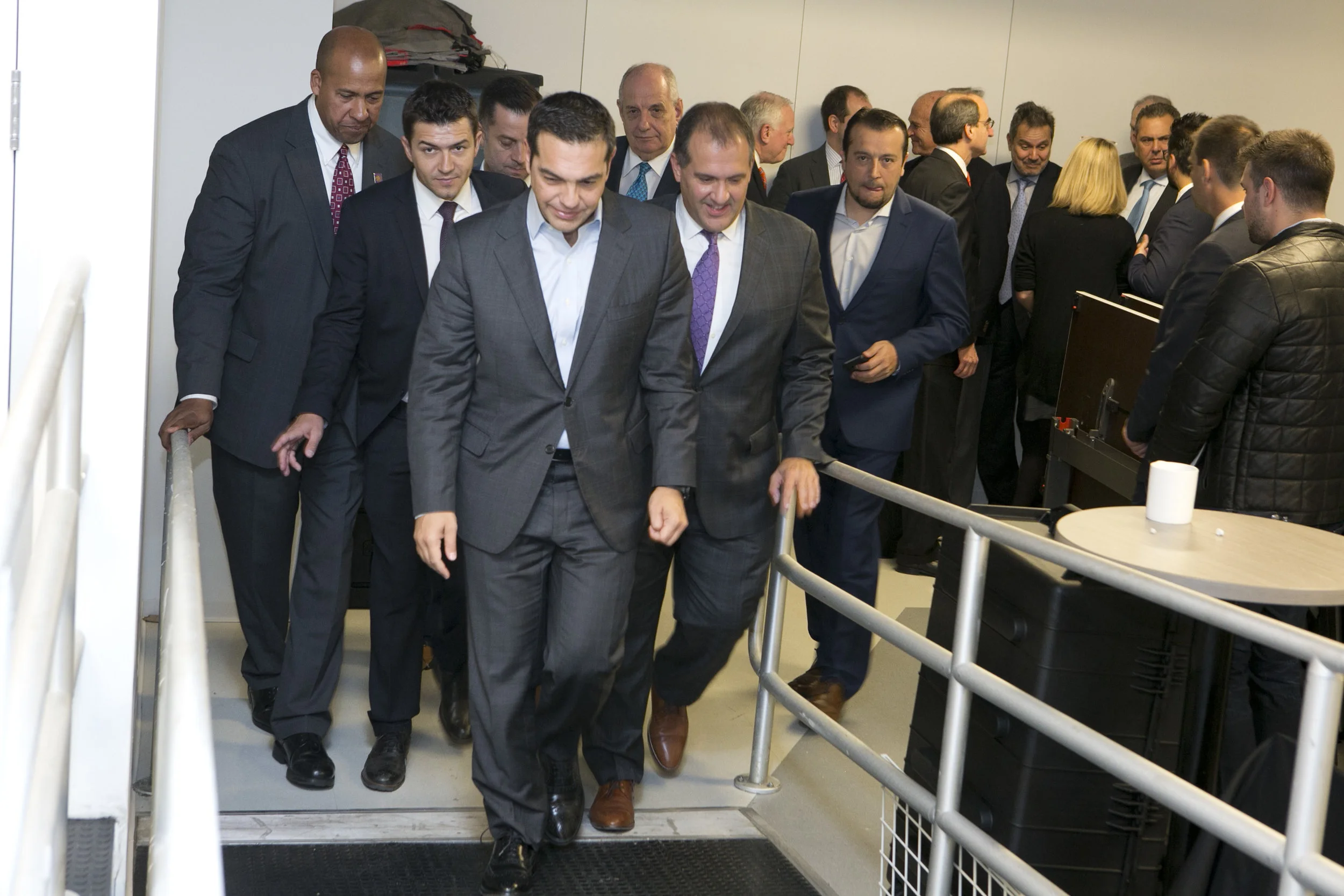 ENDYTSIPRAS.jpg
