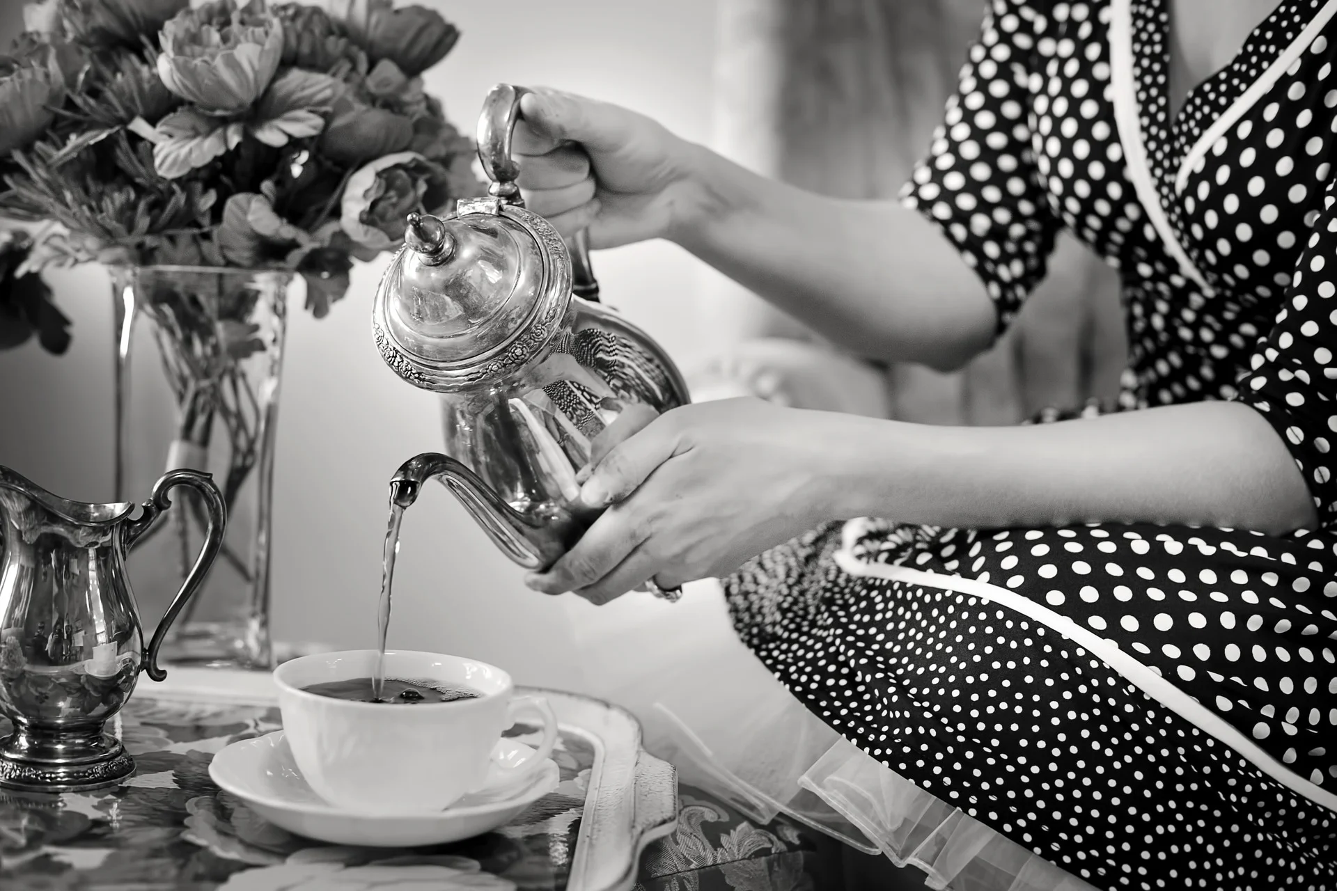 tea-party-1001654_1920.jpg