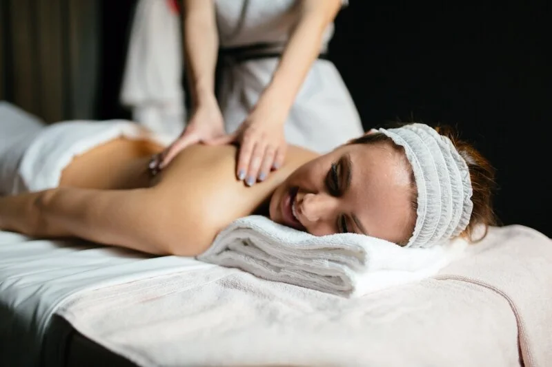 Deep Tissue vs. Swedish Massage: Which Is Right for Your Needs?