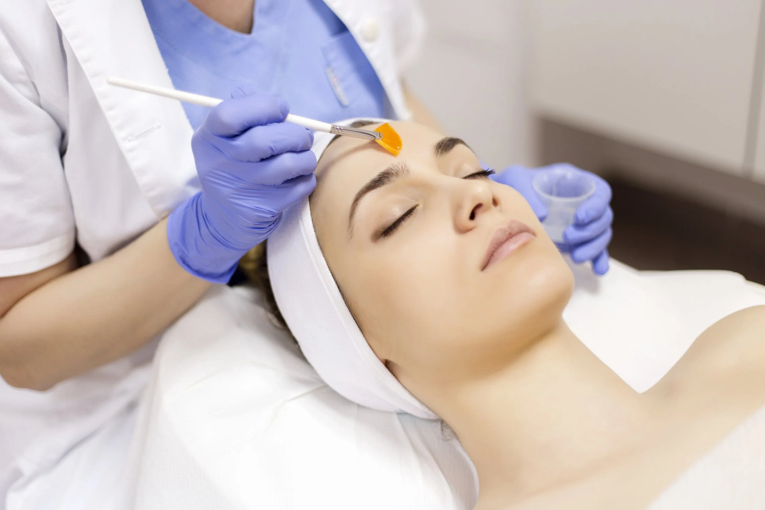 Best Facial Services: Treatments for Hydration and Anti-Aging