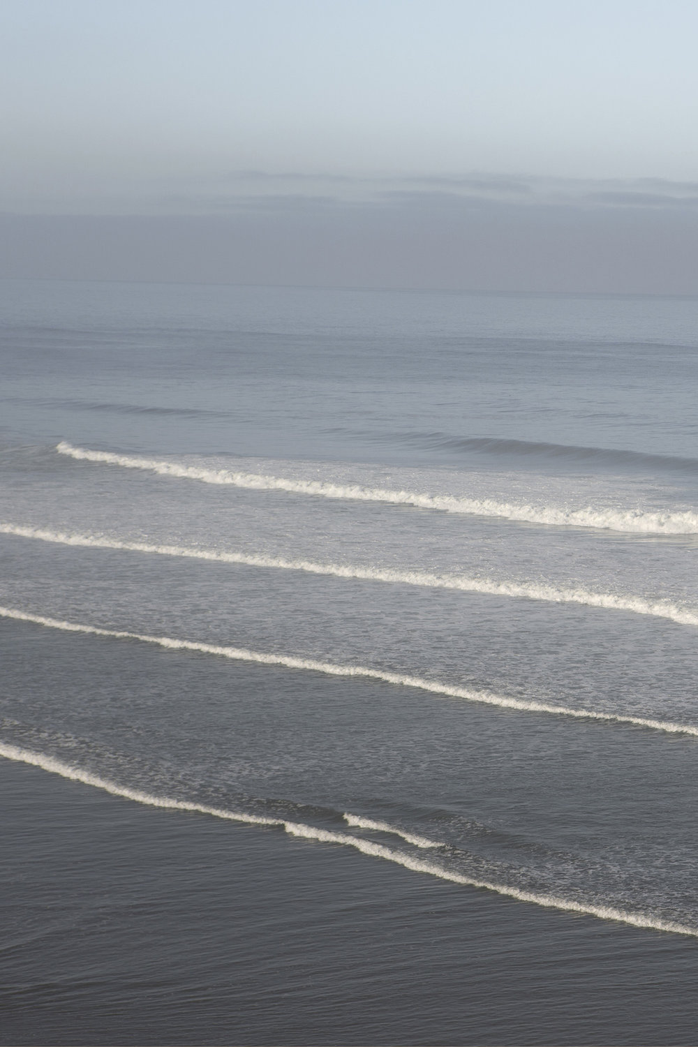 Oregon Coast Ocean Waves by Lisa Beggs