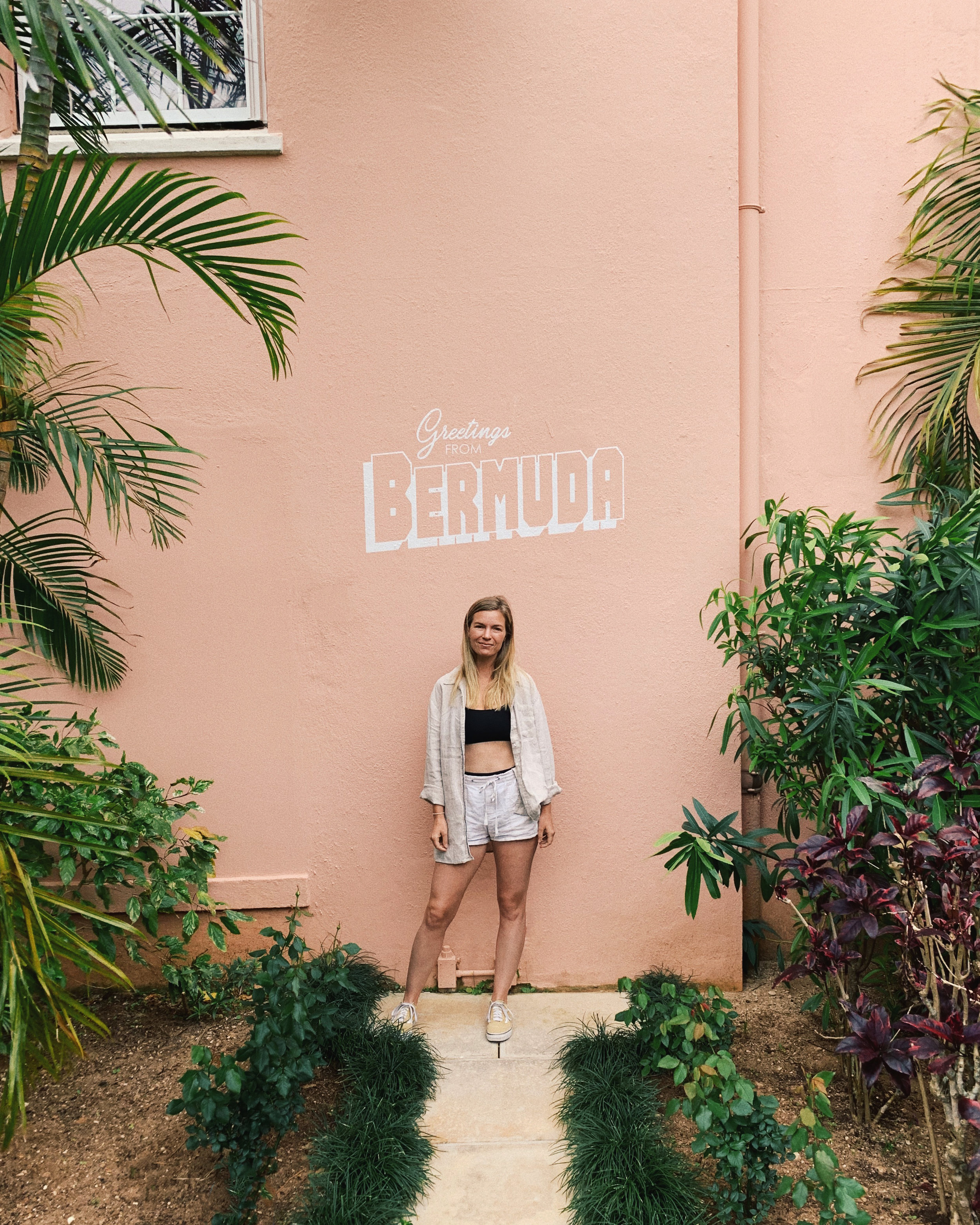 Lisa Beggs Pose on Pink at Princess Hamilton Hotel