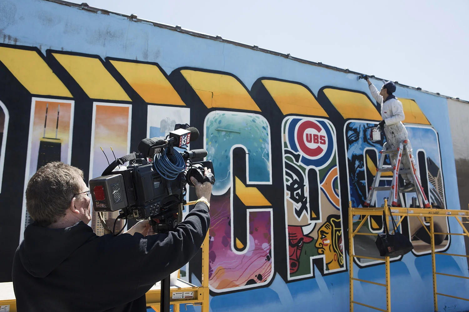 One of the first graffiti murals that I painted on the road in the beginning of the Greetings Tour. This mural has become an iconic landmark in Chicago . You can find it in the Logan Square neighborhood right off the California stop of the Blue Line.