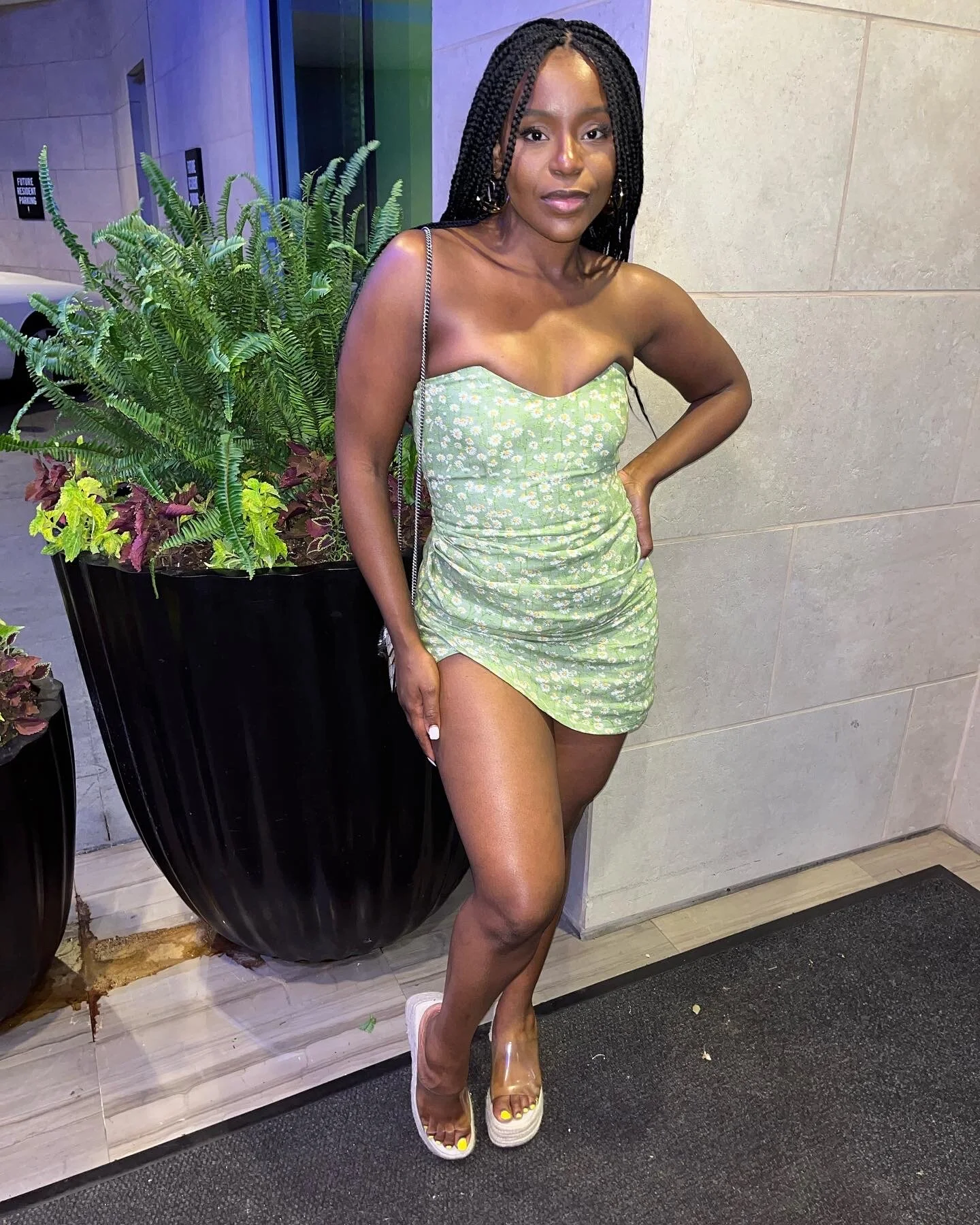 DB0FDC14-8FBD-4CB4-A83F-259F0CA28F81