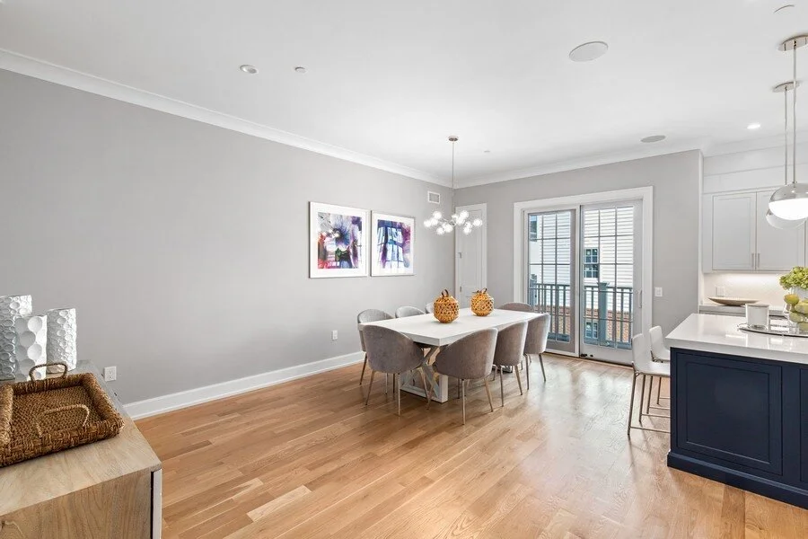 Interior Gallery — Roslyn Landing, a unique townhomestyle Condos for