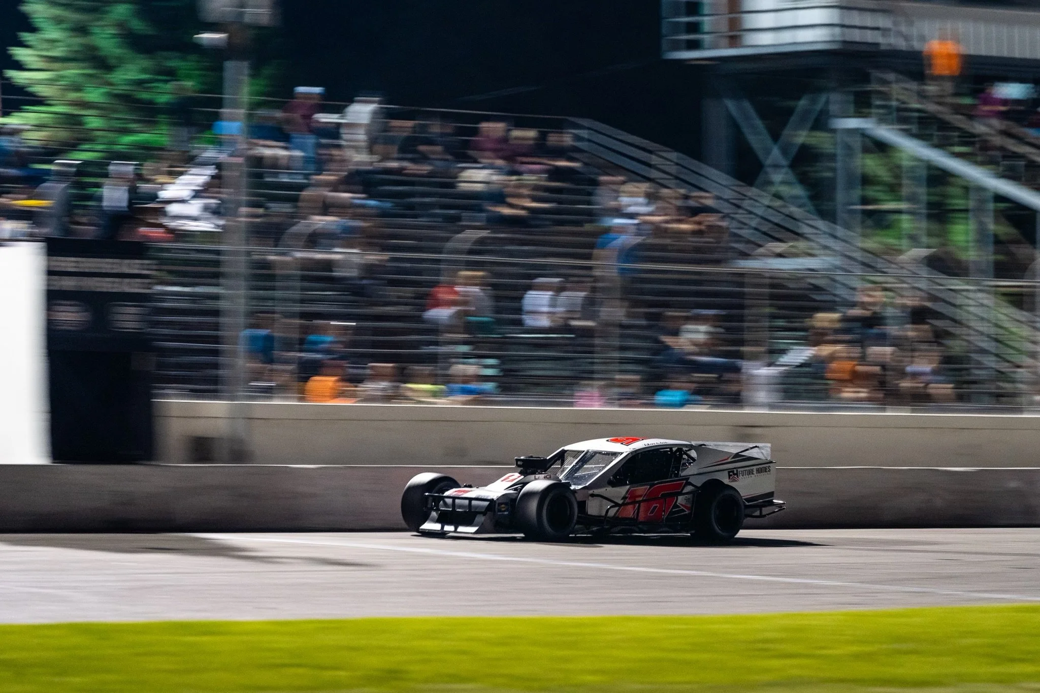 Ron Silk Wins Thompson Dash to Break Williams’ 2023 Win Streak