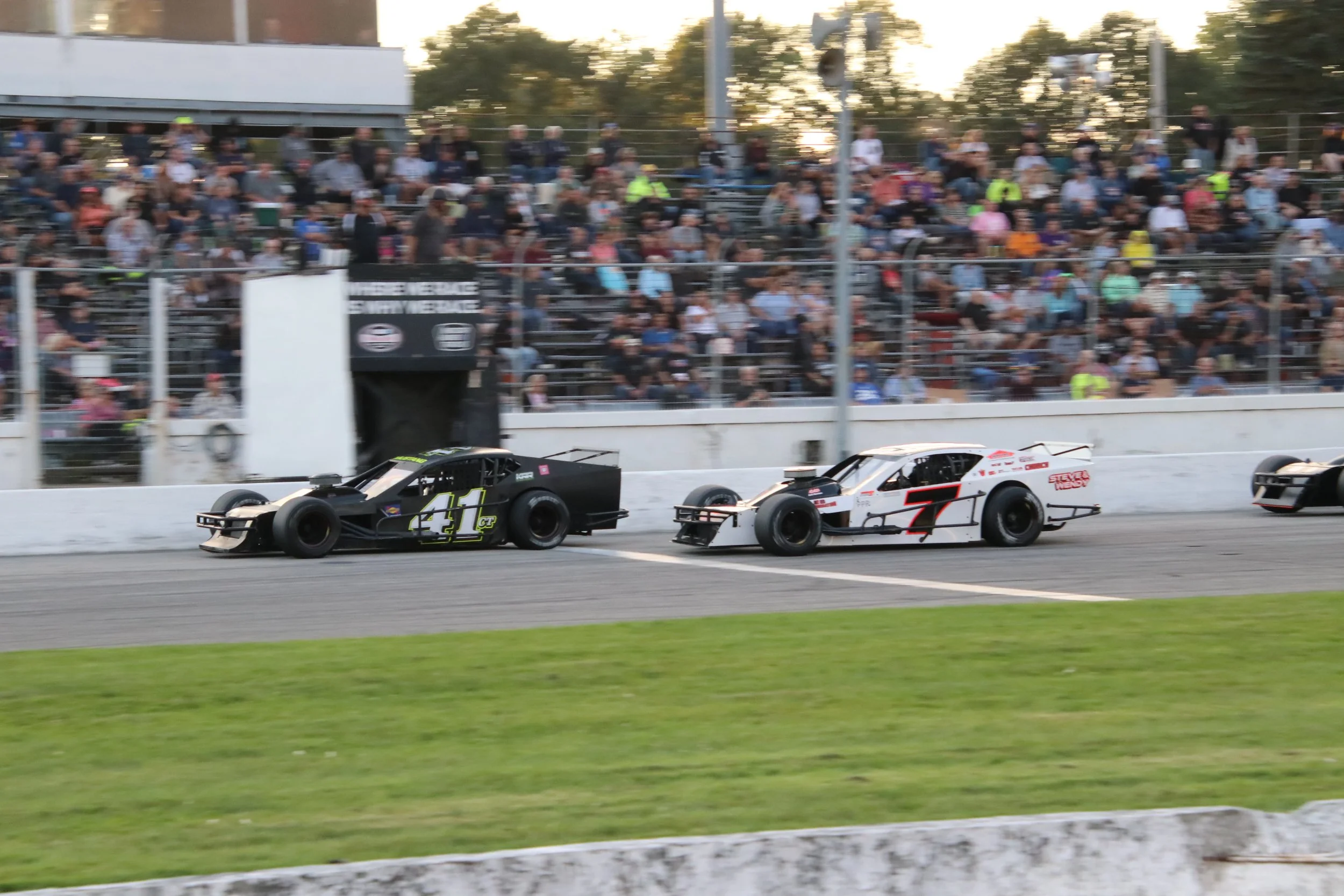 AZ Roofing Partners with SK Light Modifieds at Thompson Speedway in ‘24