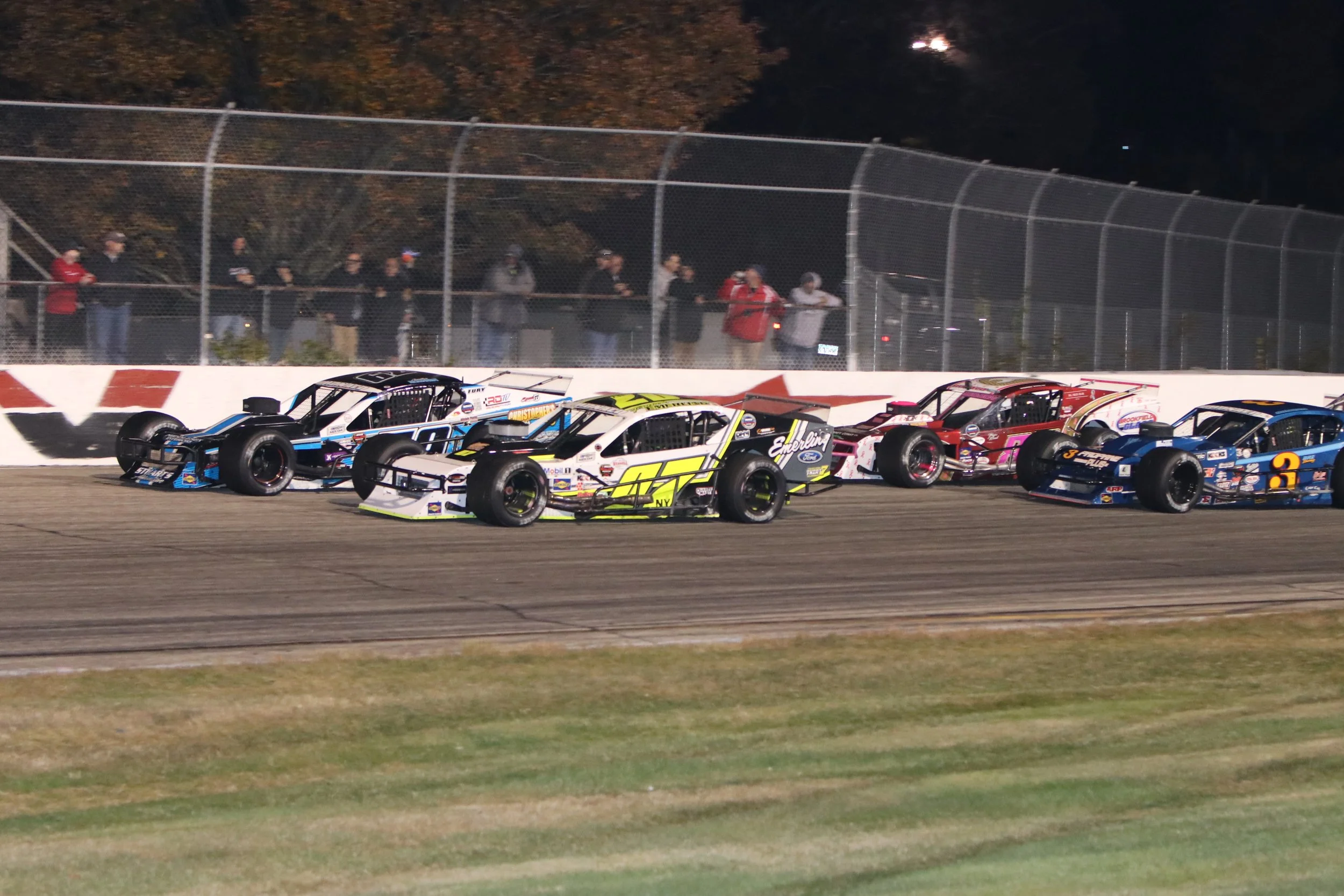 Twisted Tea Continues Year Six at Thompson Speedway with Support of June &amp; July Wednesday Night Specials