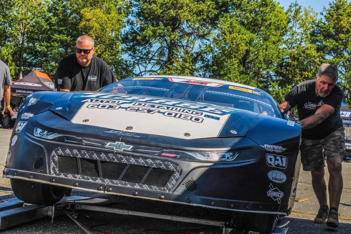 Getting ready to hit the track for day 2️⃣ at Oxford 

Post time for the Oxford 125 is 4:00!