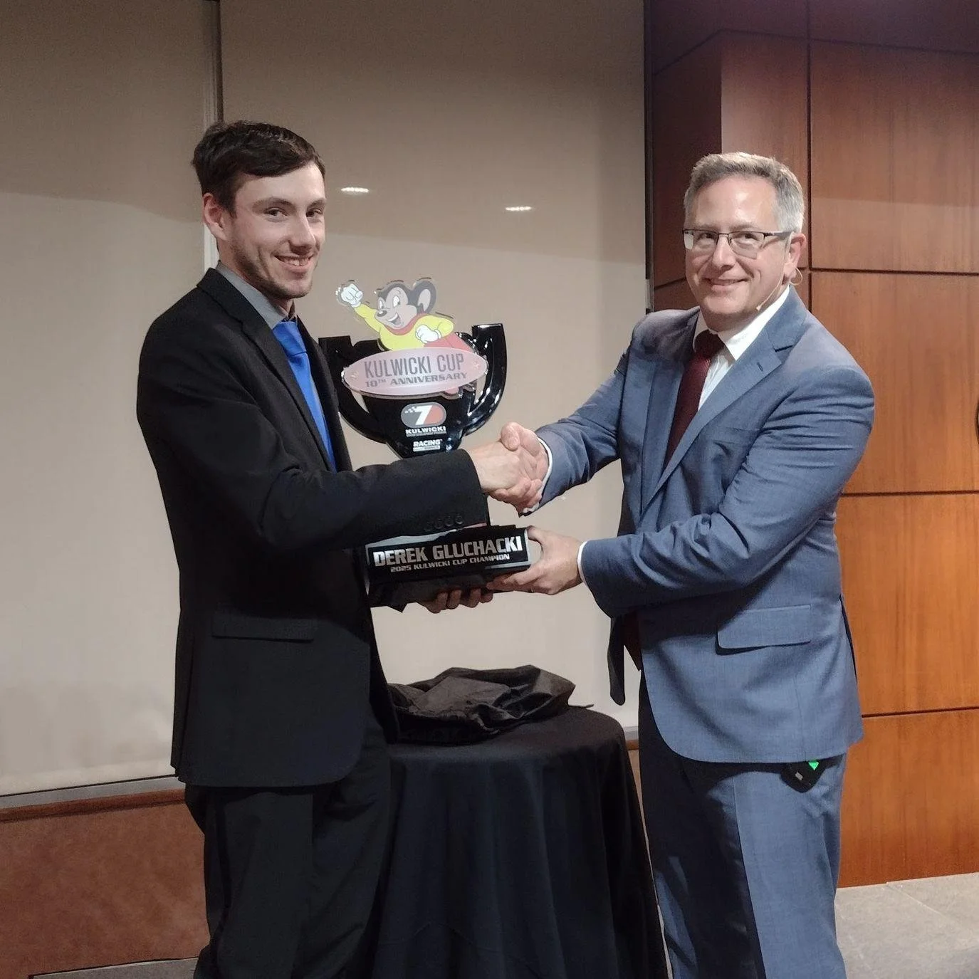 Derek Gluchacki Earns the @kulwickiddp Cup on the @milton_cat American-Canadian Tour in 2025!

Read more at acttour.com

📸Alan Ward, Mark Cote &amp; KDDP