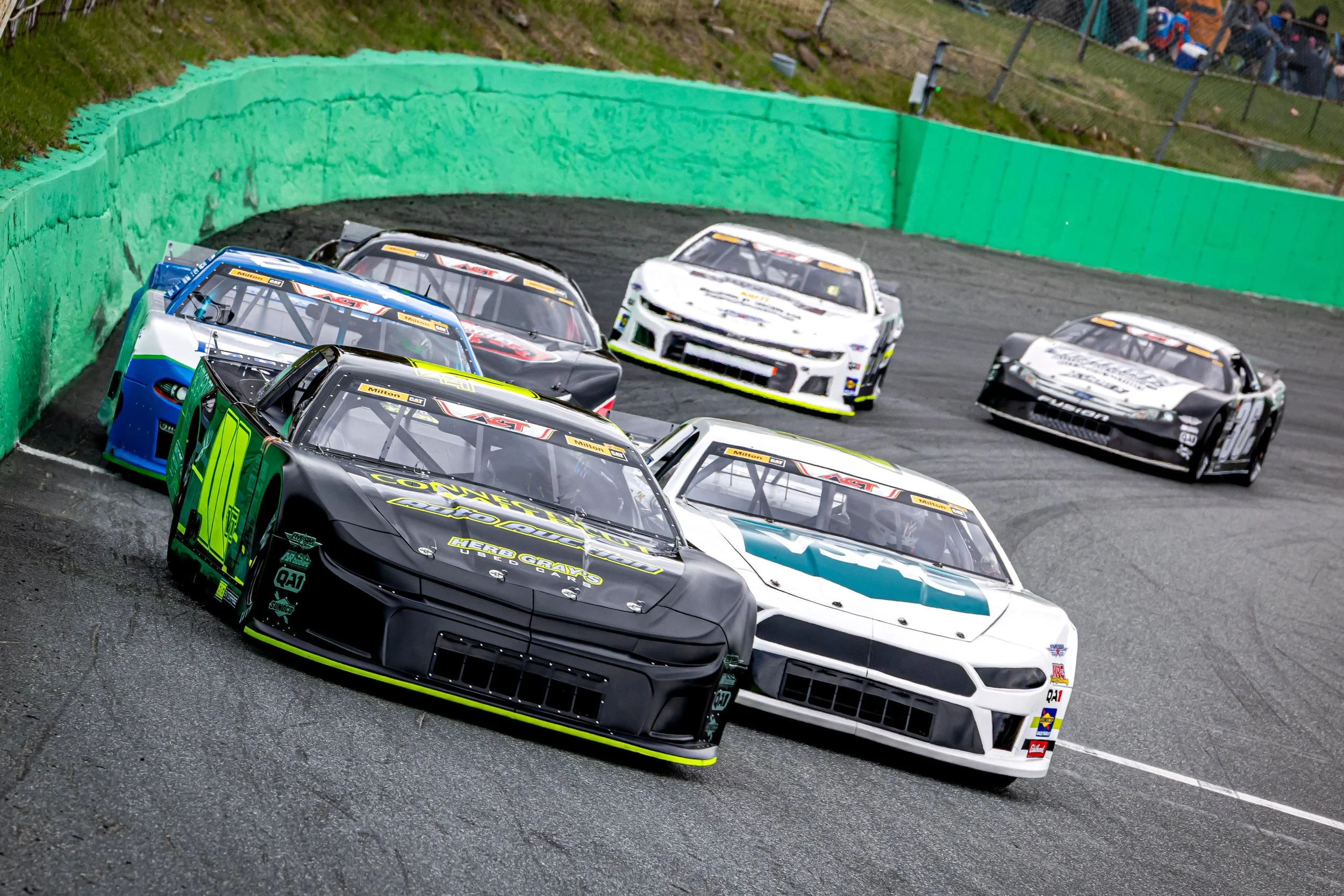 Milton CAT American-Canadian Tour Returns Home for EastRise Labor Day Classic at Thunder Road