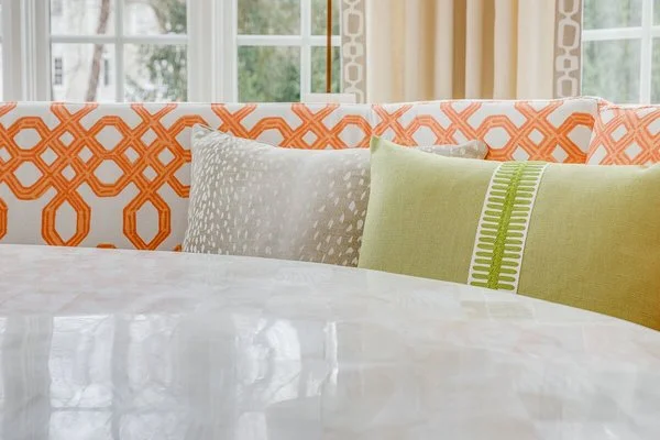 rsz_maria-causey-interior-design-dc-great-falls-redesign-project-nook-pillows.jpg