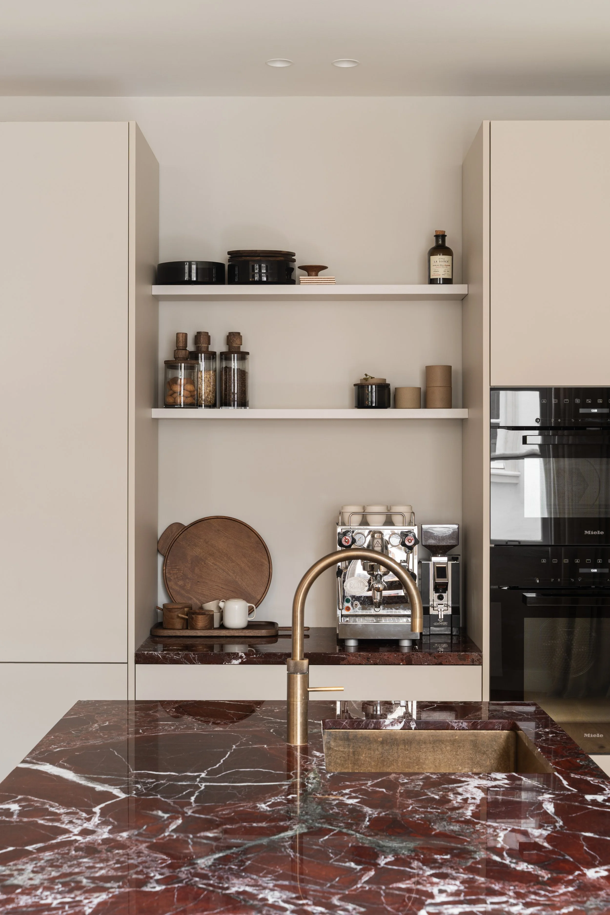 Amsterdam Singel - Kitchen Shelves- A Studio Named Four.JPG