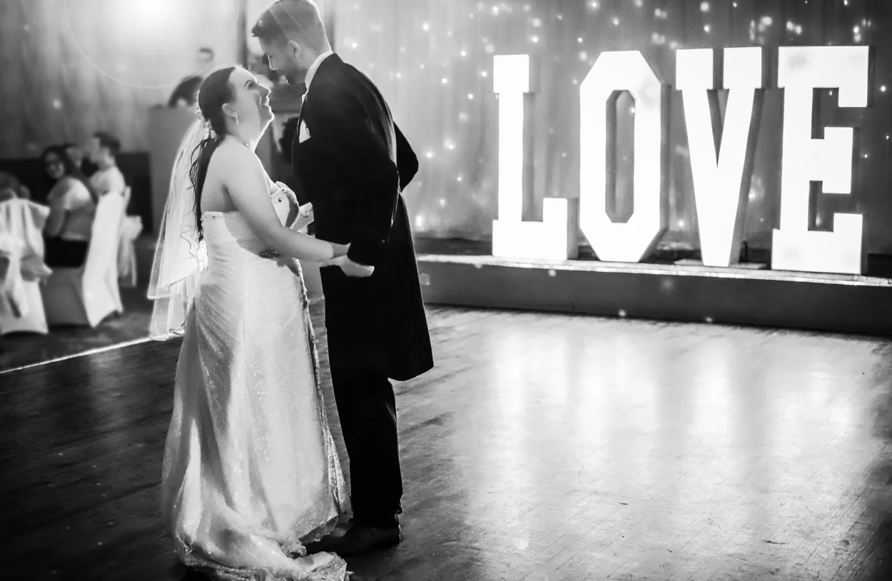 Olivia&Leon-JasminChadwickPhotography-199.jpg