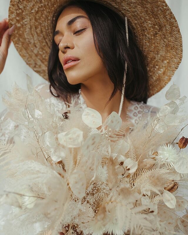 Feeling inspired and by this gorgeous shoot with @cloud_marcela and @j.vigilphoto. Brides if you are looking for an everlasting bouquet - we are loving the Boho Dreams collection on our A La Carte Menu!
