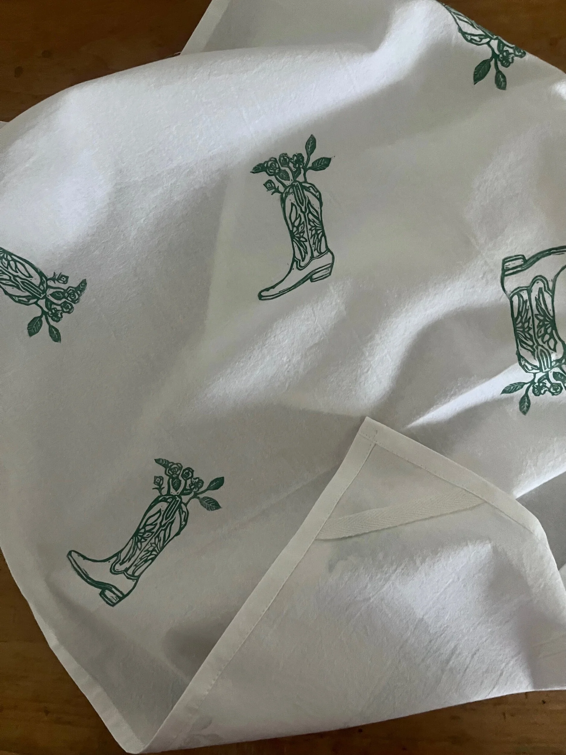 CCDE3BA3-6FB3-49F8-8FCF-0A2BC35285AE